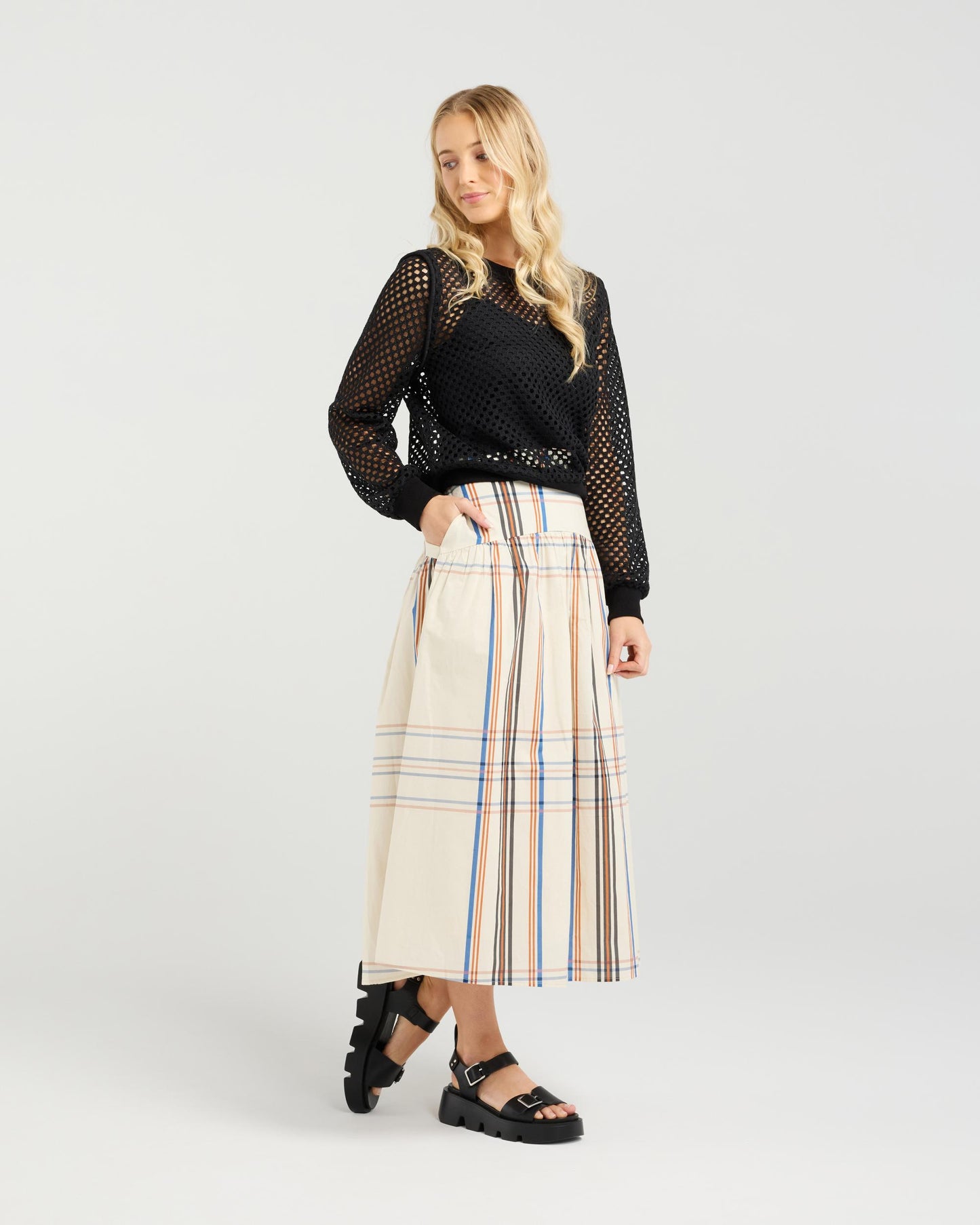 Cleo Knit