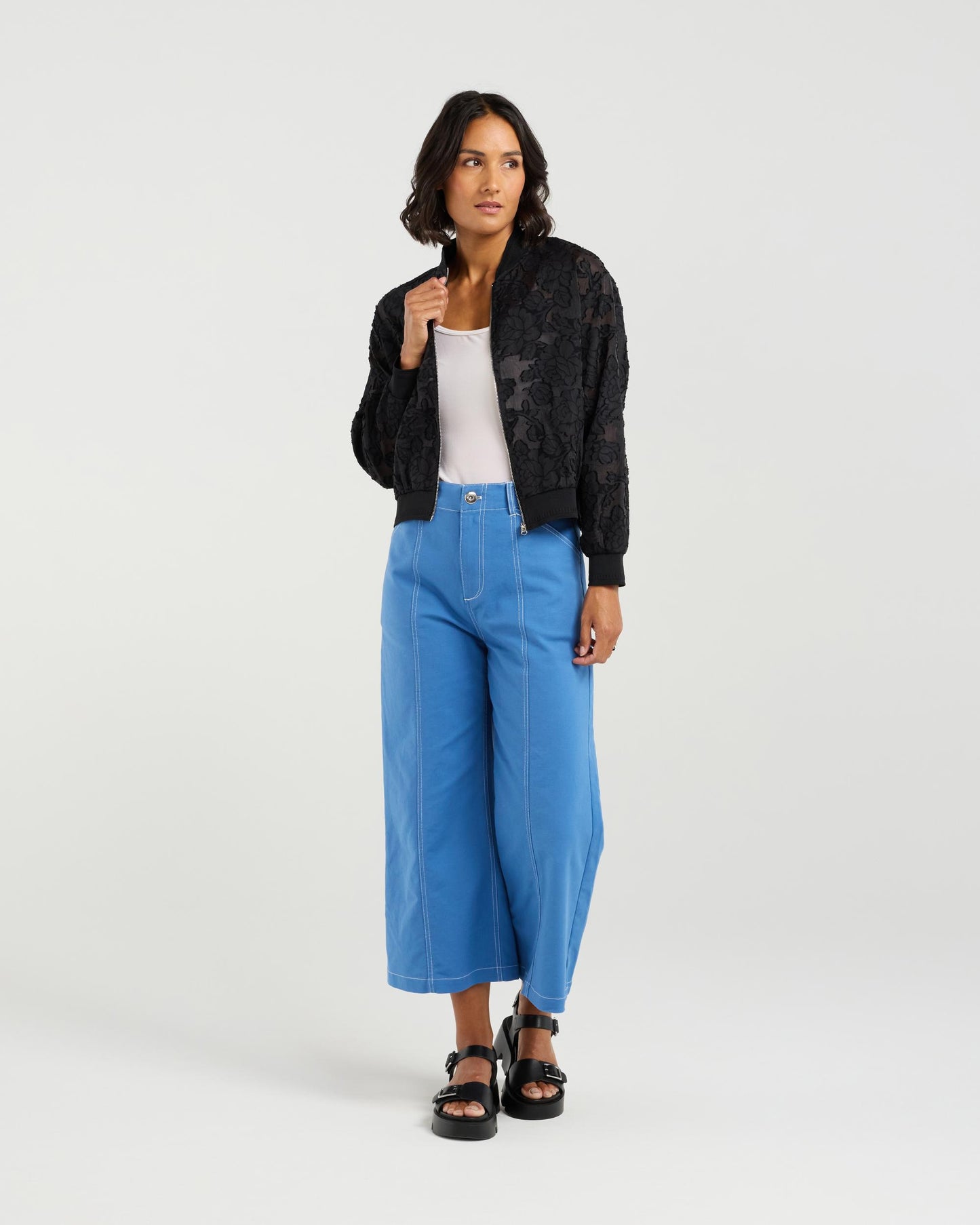 Skylar Bomber