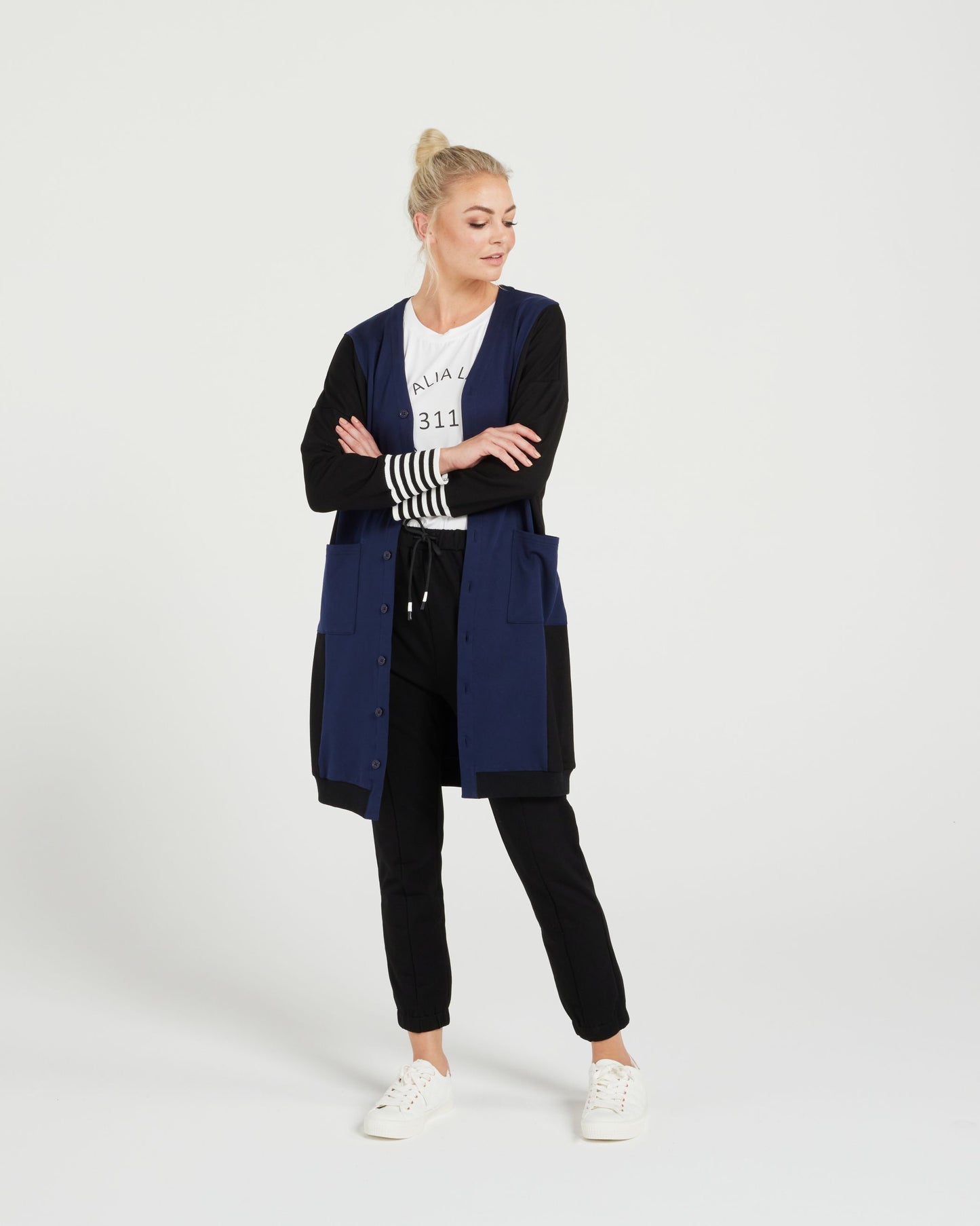 Theory Cardi - Navy/Black