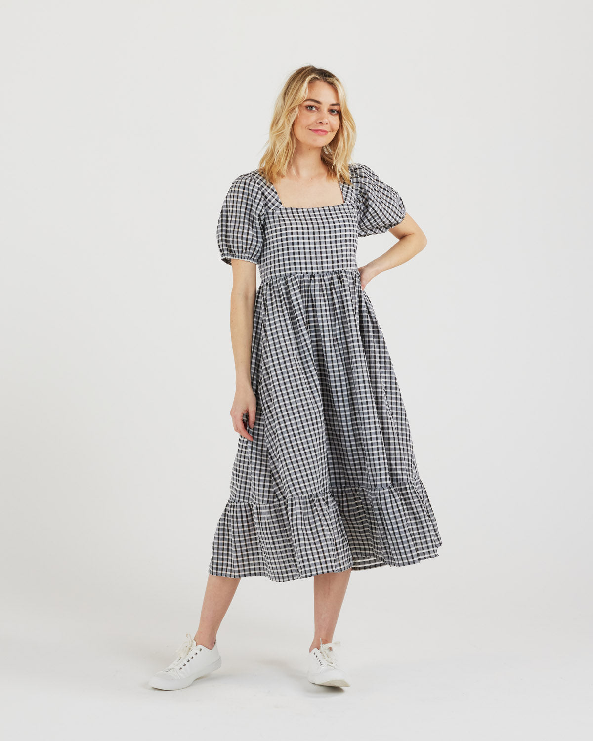 Gia Dress (black/white)