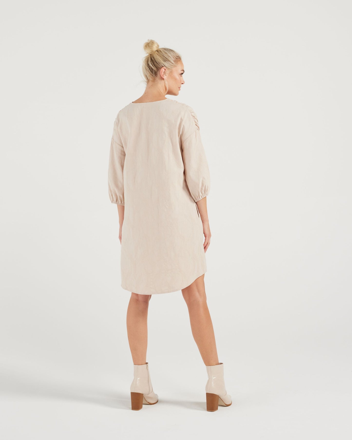 Maya Dress (biscotti)