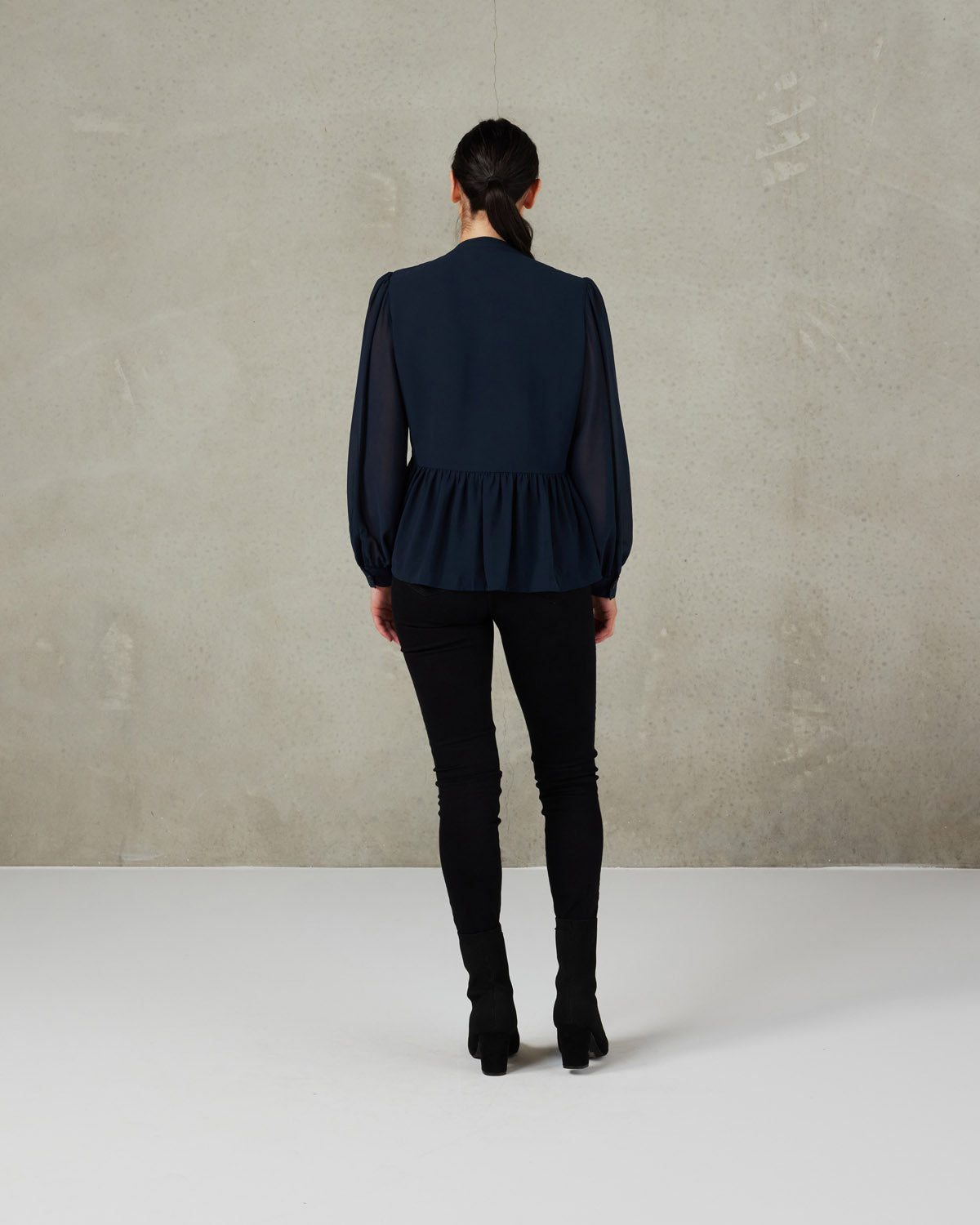 Saskia Blouse (Storm)