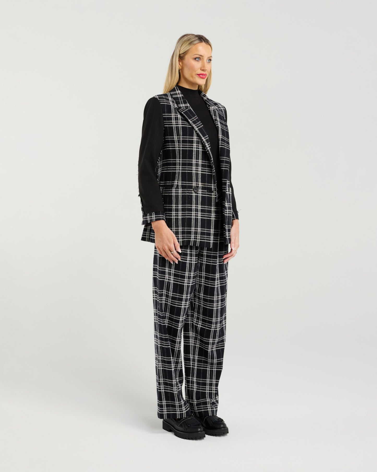 Vivenne Blazer